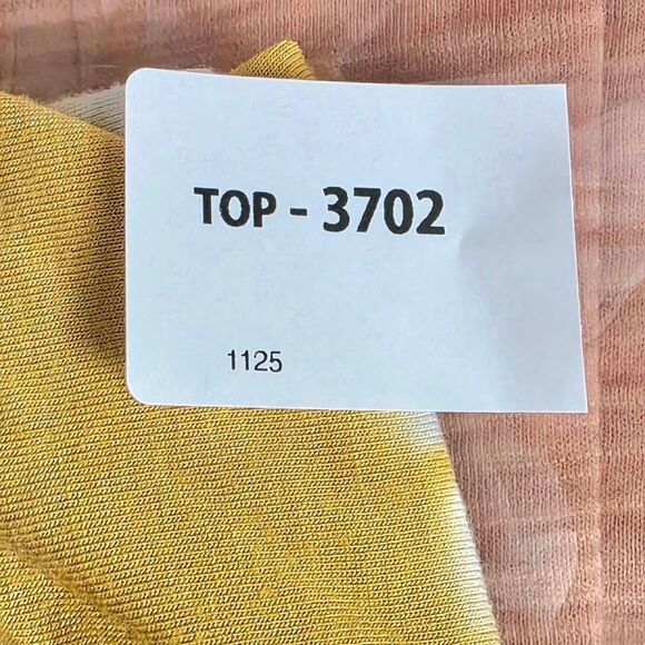Old Navy Luxe S Mustard Tie Dye Soft Stretch Tee - Picture 6 of 6